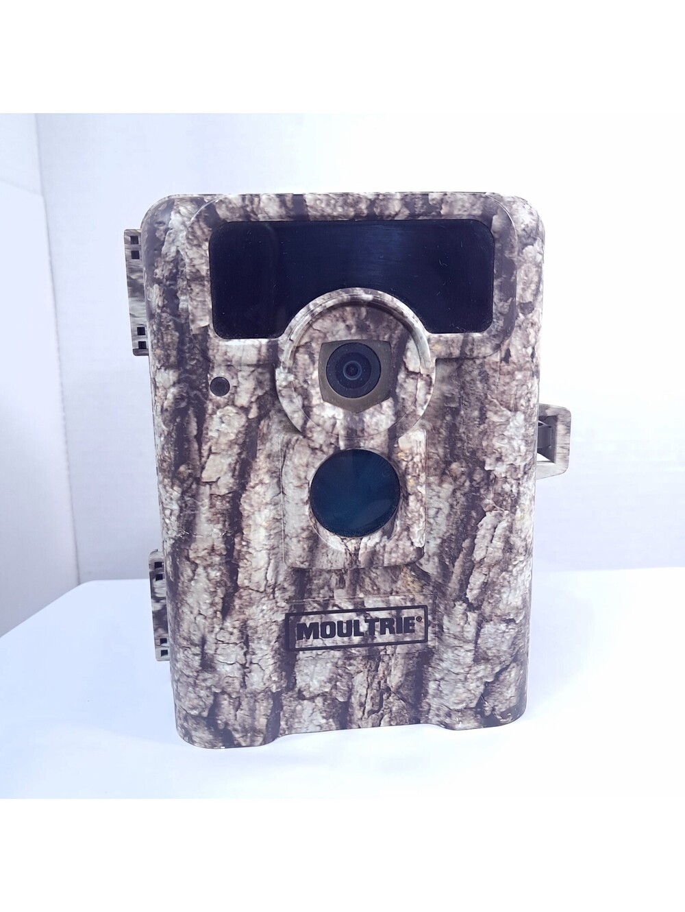 Moultrie MCG-12592 Trail Camera Camouflage D555i No Glow Game Camera FOR PARTS